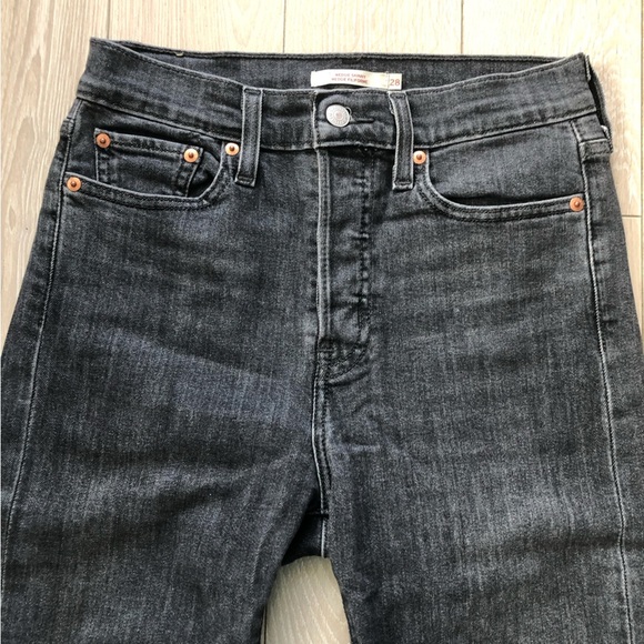 Levi’s Wedgie Skinny Raw Hem Cropped Jeans Size 28 - Picture 5 of 14